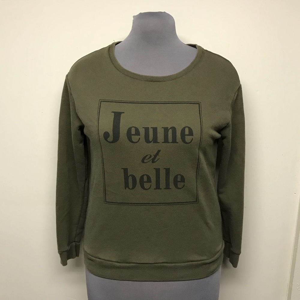 H&M’s Divided Vintage Inspired Crew Sweatshirt - Picture 2 of 5